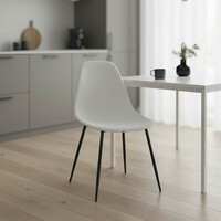 Καρέκλα Ballen pakoworld pp λευκό με μαύρα μεταλλικά πόδια 41.5x53x84.5εκ 4 τμχ