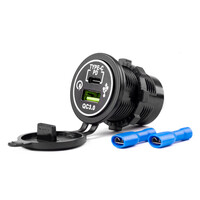 02858/AM . ΠΡΙΖΑ ΦΟΡΤΙΣΤΗΣ ΤΗΛΕΦΩΝΟΥ USB QUICK CHARGE +USB TYPE-C 12/24V Φ37mmX51mm MOD-08
