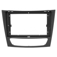 CARAV Industries Inc.  Πρόσοψη 9" Mercedes Classe E 2002-2009 (W211), CLS (C219) 2004-2010   22.451