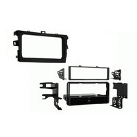 Compotech s.r.l.  Πρόσοψη Toyota Corolla '09> (Μαύρη)   53.910/BL