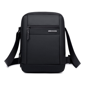 GOLDEN WOLF τσάντα ώμου GKB00732 με θήκη tablet, 3L, μαύρη