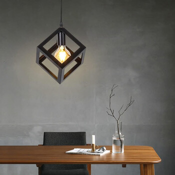 VenCore - CubeLight Black - Μοντέρνο Κρεμαστό Μονόφωτο Φωτιστικό E27 Industrial Μεταλλικό Μαύρο Κύβος - Μ25 x Π25 x Υ25cm