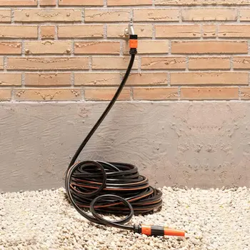Λάστιχο Κήπου 25m Ø13mm από PVC Ανθεκτικό στις Ακτίνες UV – Πορτοκαλί 02839445 Black & Decker