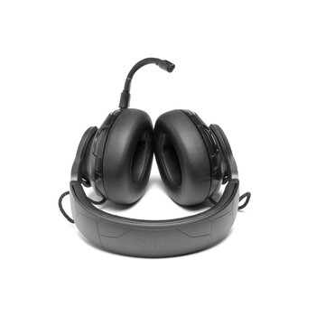 JBL QUANTUM ONE