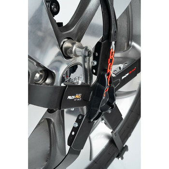 L1628.4 ΑΛΥΣΙΔΕΣ ΧΙΟΝΙΟΥ PILOT-PRO XL P24 ΓΙΑ SUV/VANS 3,5T MAX ME ΘΡΑΥΣΤΕΣ ΠΑΓΟΥ ΚΑΙ ΠΙΑΣΙΜΟ ΣΤΟ ΜΠΟΥΛΟΝΙ ΤΟΥ ΤΡΟΧΟΥ LAMPA- 2 ΤΕΜ.