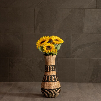 GloboStar® Artificial Garden MONTMARTRE 21227 Διακοσμητικό Πλεκτό Καλάθι - Κασπώ Γλάστρα - Flower Pot Μπεζ με Μαύρο Π20 x M20 x Υ42cm