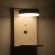 GloboStar® CROWN 61371 Μοντέρνο Φωτιστικό Τοίχου - Απλίκα Ξενοδοχείου Bed Side LED 5W 550lm 120° AC 220-240V - Reading Light - Φορτιστής USB 3A - Μ15 x Π15 x Υ23cm - Φυσικό Λευκό 4500K - Λευκό